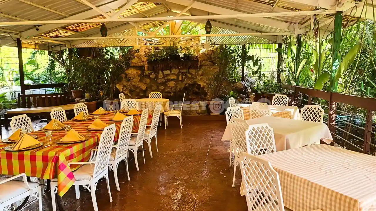 Pages - in -the- garden- Restaurant - Kingston-Jamaica-1