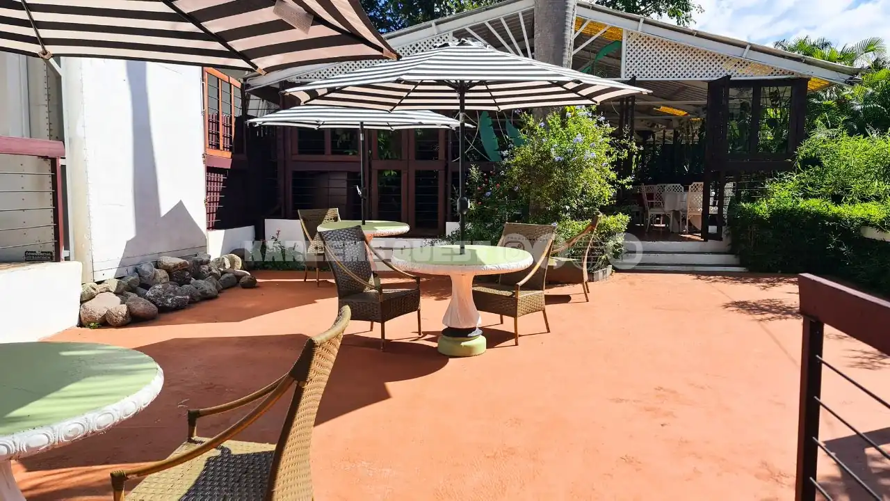 Pages - in -the- garden- Restaurant - Kingston-Jamaica-5